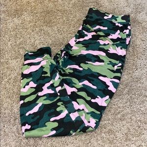 Camo lounge pants